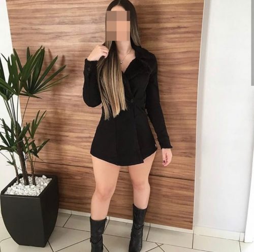 Mersin Mezitli Kumral Ece 26 Yaşında Kendi Yeri Var